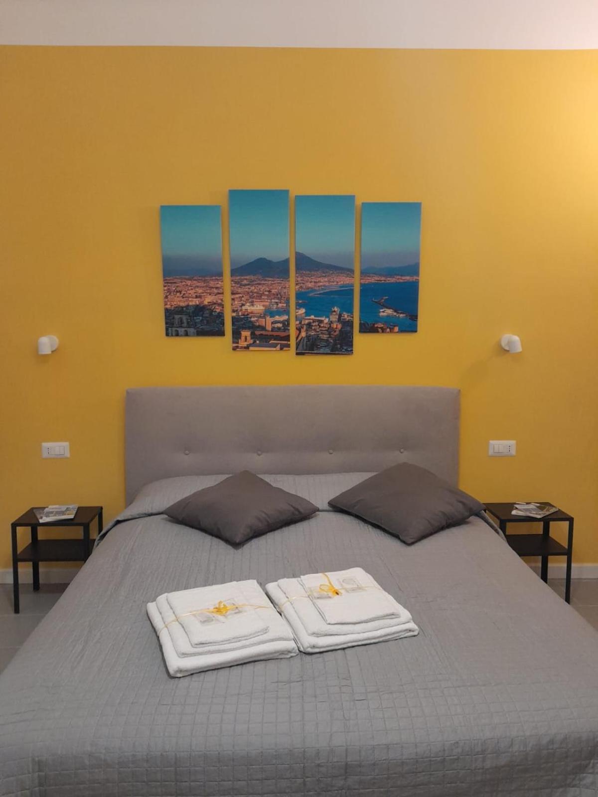 Bed and Breakfast Monteoliveto 5 Neapol Zewnętrze zdjęcie
